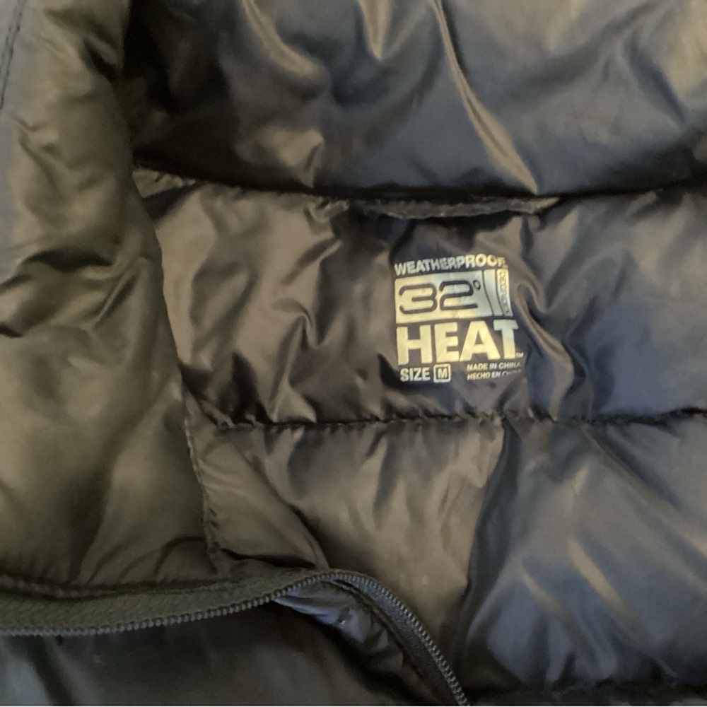 32 Degrees Black Puffer Vest
